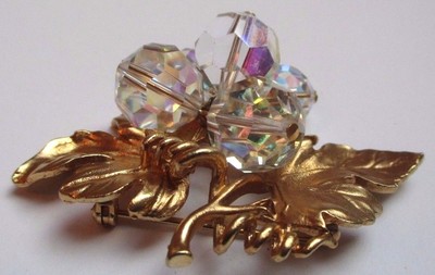 Broche Vintage Grappe De Raisin - Or & Effet Diamanté Avec Perles - Année 1833 ?