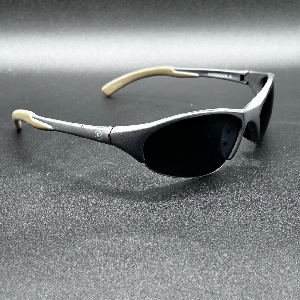 Gafas de sol Timex Expedition 8 EYE0172 envolventes grises usadas en excelente estado Foto 3 de 4