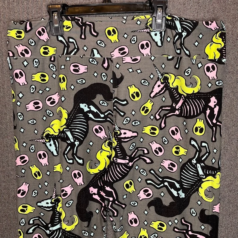 Leggings Lularoe Para Mujer Altos Curvilíneos Estampado Gráfico Tobillo Cónico Deporte Calaveras  Foto 2 de 4