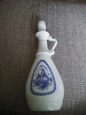 Vtg 1963 Jim Beam Deft decantur whiskey bottle- empty