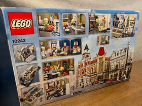 Lego Parisian Restaurant Creator Expert Modular 10243 Complete W Box Instruction