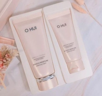 O HUI Miracle Moisture Cleansing Foam Set 300ml + Travel Size Facial Cleanser