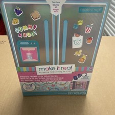 Make It Real: Snackers Vending Machine Bracelet Kit