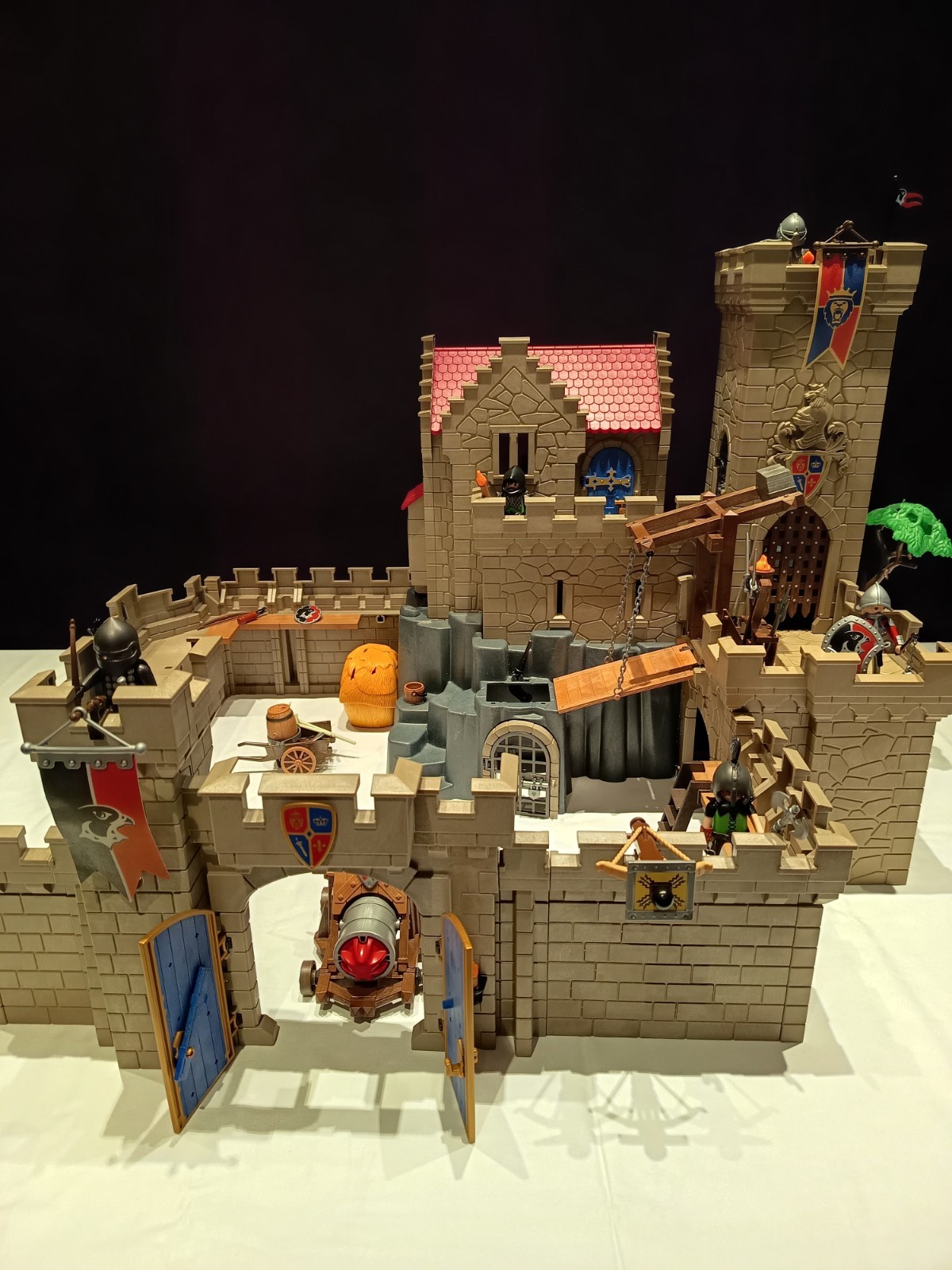 Castello medievale playmobil 6000 + aggiunte 6001