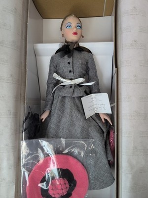 16  Ashton Drake Gene Marshall Doll ''Love, Paris'' Beautiful Dress & Hat MIB #X
