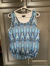 Women’s AB Studio Summer Sleeveless Shirt. Size Medium. NWOT. 