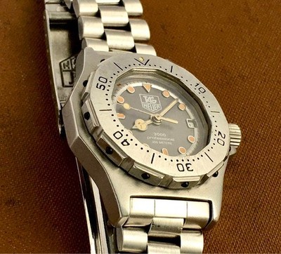 TAG Heuer 3000 Professional 932.208 200M Diver Quartz Watch 31mm