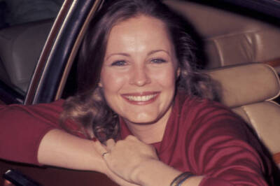 Trish Stewart Attends Tv Affiliates Dinner 1977 Tv Old Photo 5
