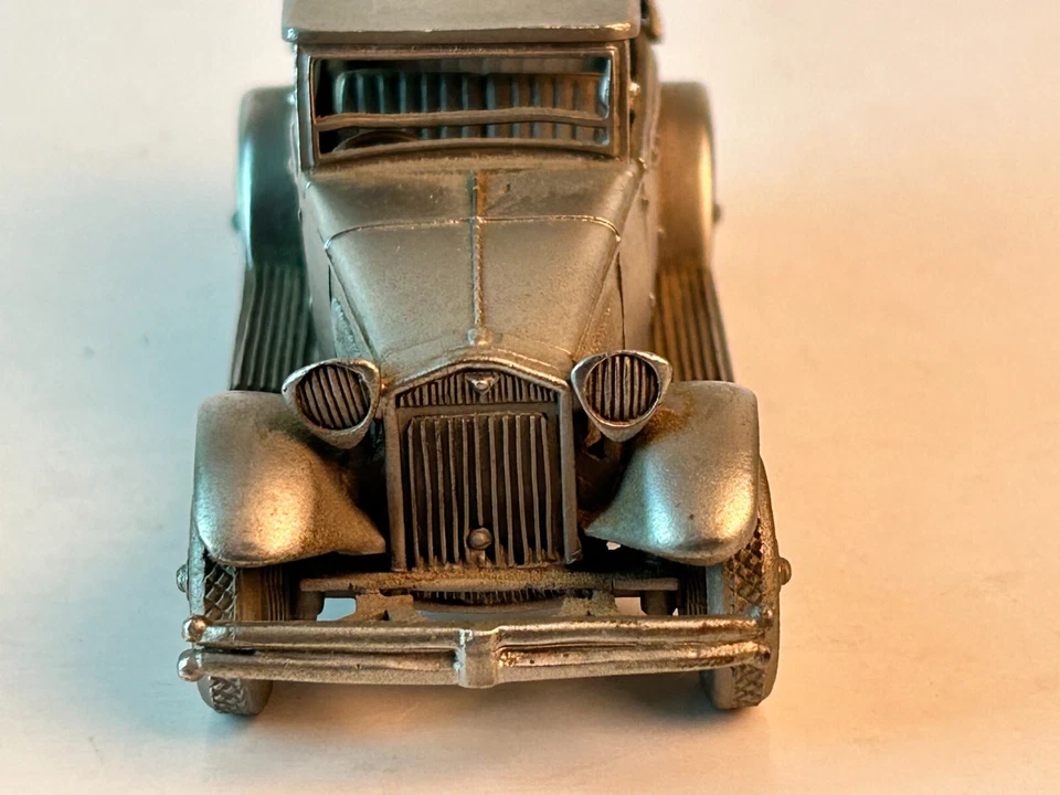 Coche de turismo Lancia Dilambda 1929 estaño escala 1:43 Danbury como nuevo Foto 4 de 4