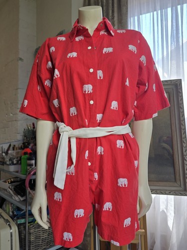 Vintage Women Boxy Romper Playsuit Red Cotton With Bears Print USA 60's 70's S/M - Picture 3 of 21