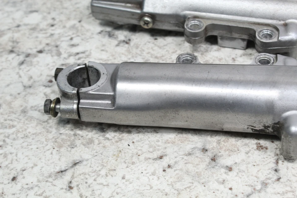 Horquillas delanteras Harley-Davidson Electra Glide Classic 2000 FLHTCI 46498-00A Foto 3 de 4