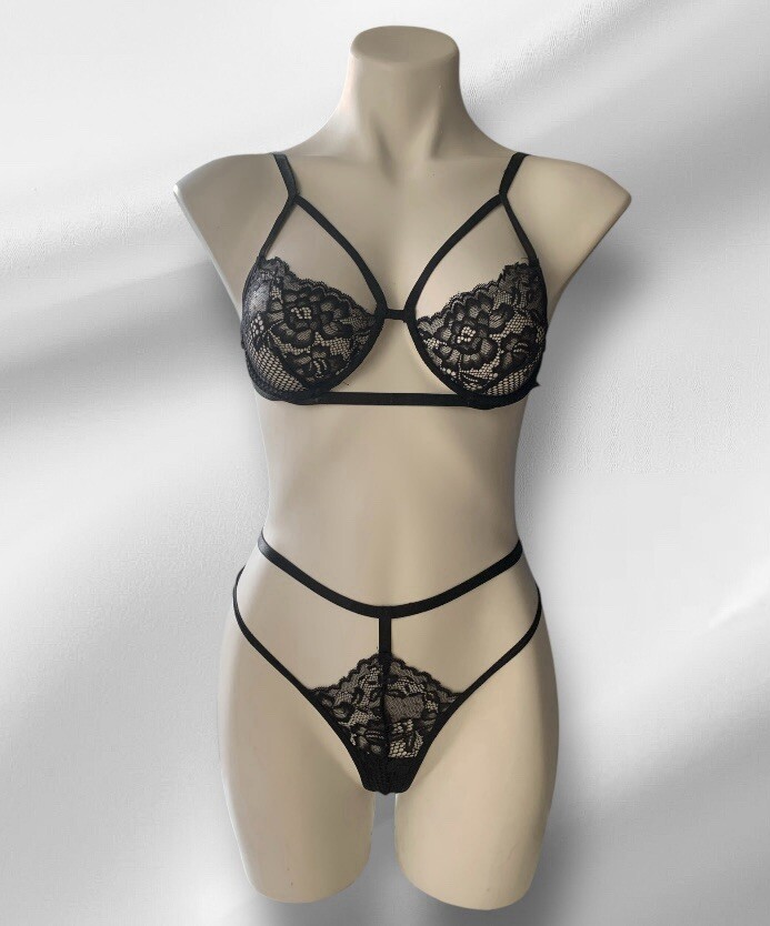 Black Embroidered Lace Bustier Bra & Thong Lingerie Set with Belt XS/S NWT
