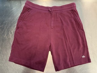 Alo Yoga Men’s Sweat Shorts Color Burgundy Size XL￼