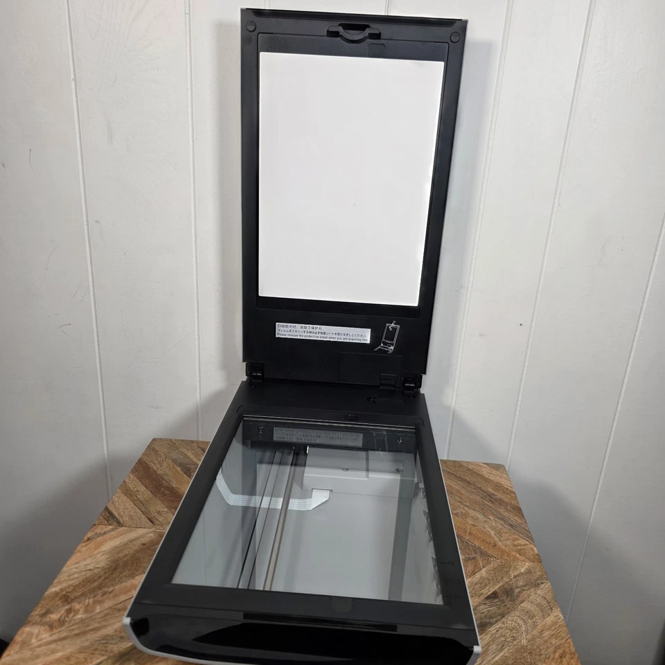 Canon CanoScan 9000F Mark II Flatbed Scanner Color Image Scanner With Cables - Image 3 of 4