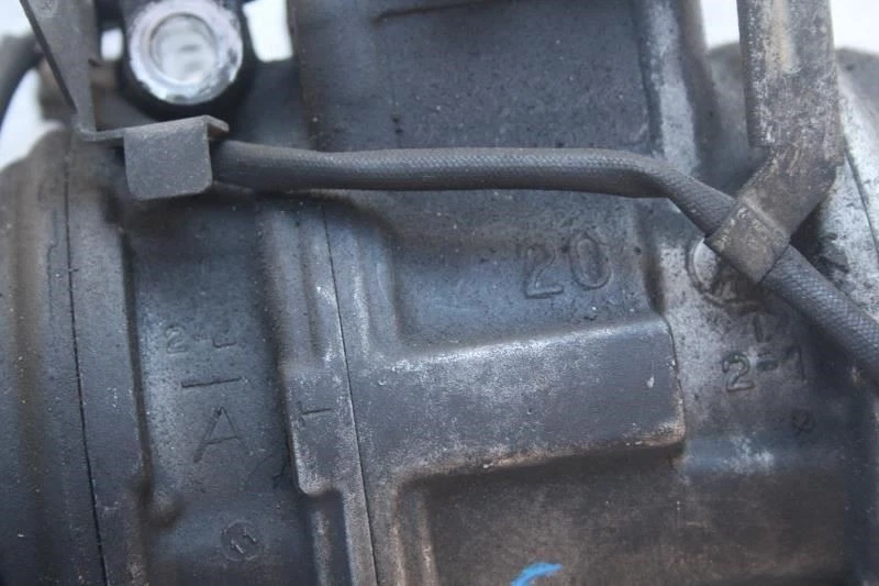 1998 LEXUS LS400 AIR CONDITION AC COMPRESSOR - Image 4 of 4