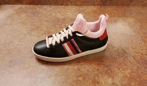 Sneakers Womens 6.5 US 36.5 Eur 