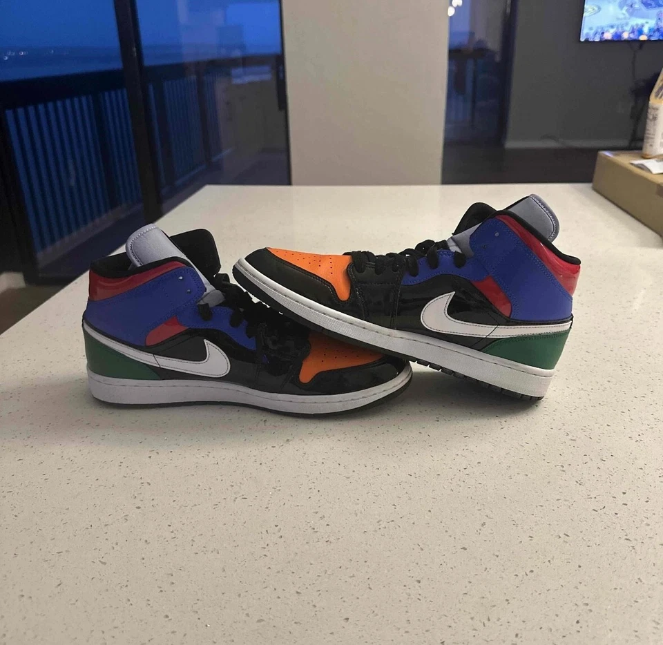 Size 12 - Air Jordan 1 SE Mid Multi Patent W - Image 3 of 4