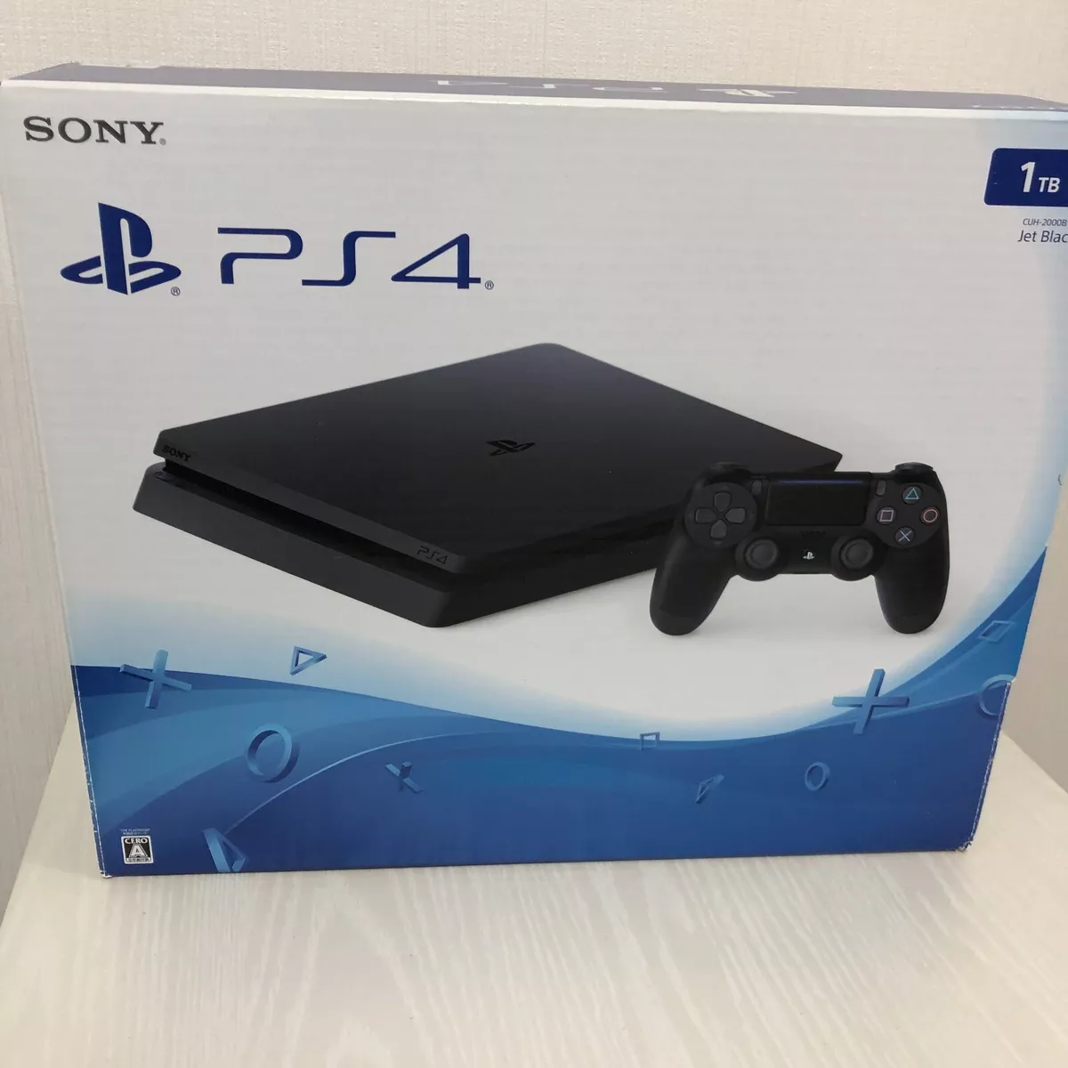 PlayStation®4 ジェット・ブラック 1TB CUH-2000BB01PlayStation4