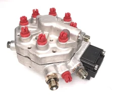 1986-1991 Mercedes 420SEL 560SEC 560SEL 560SL Fuel Distributor 0438101018