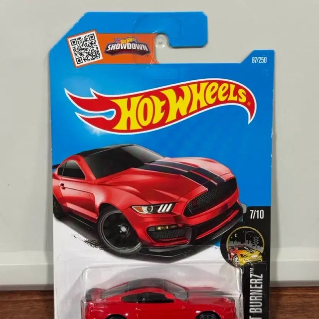 Hot Wheels Ford Shelby Mustang GT 350R New Model