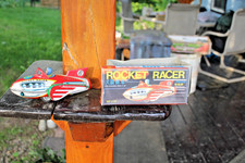 Vintage Friction Rocket Racer Tin Metal Toy Spaceship China 70s-80s litho MF735