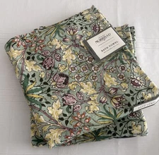 William Morris & Co Set Of 2 Bath Towels 30x54 Hyacinth Green Cotton Velour