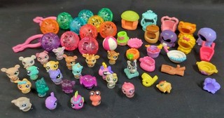 Vtg Hasbro Littlest Pet Shop Teensies Tiniest & Accessories Lot Keychain Ball