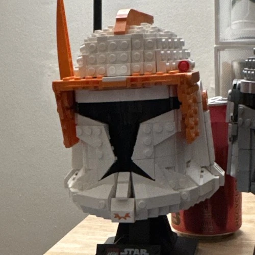 LEGO Star Wars Clone Commander Cody Helmet Collection 75350 Complete Display Set