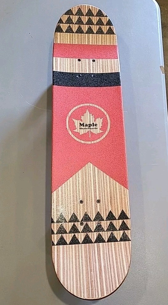 ビリヤード maple leaf Vintage Maple Skateboard 31