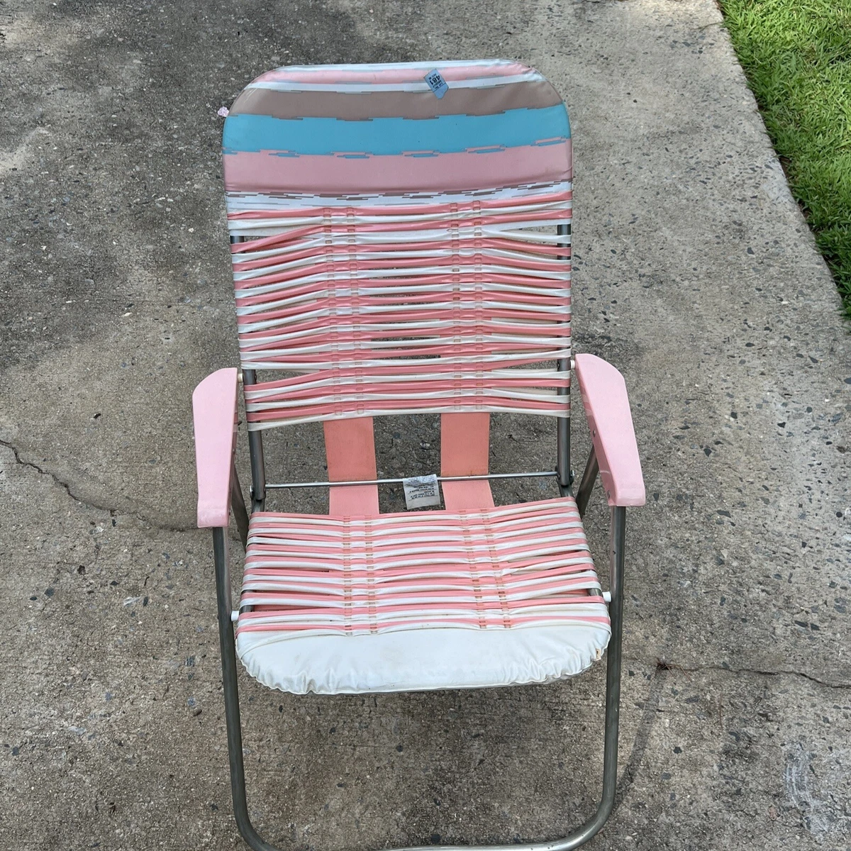 Pink folding lawn chair hot sale