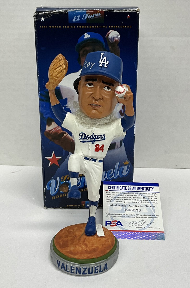 FERNANDO VALENZUELA DODGERS SIGNED 06 SGA LE SILVER BASE