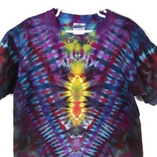 Hand Tie Dyed Youth T-shirt size M Youth short sleeve