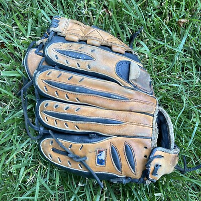 リンボ out of hand RARE! Wilson A3000 EXO 11” RHT Vintage DEADSTOCK - Needs Re-lacing