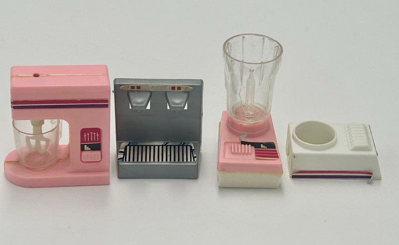 Vintage Barbie Mattel Mini Kitchen Appliances Lot 4 Blender Ice Cream