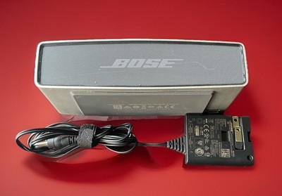 Bose SoundLink Mini I Bluetooth Speaker Silver /Bose Deep Bass