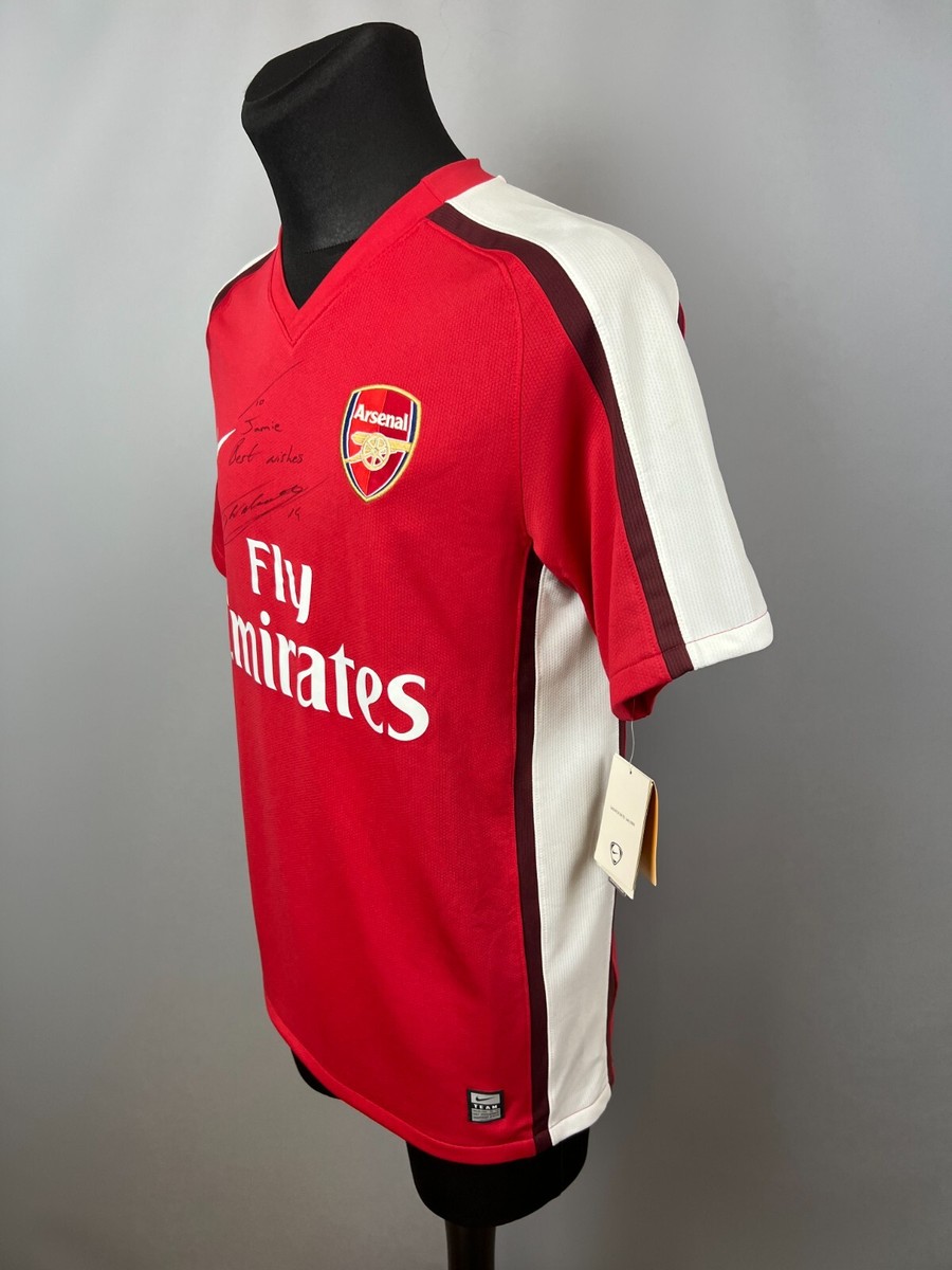 新品　アーセナル2008-2010HOMEオフィシャルマーキング10 ARSENAL 2008 2010 WALCOTT HOME SHIRT AUTOGRAPH FOOTBALL