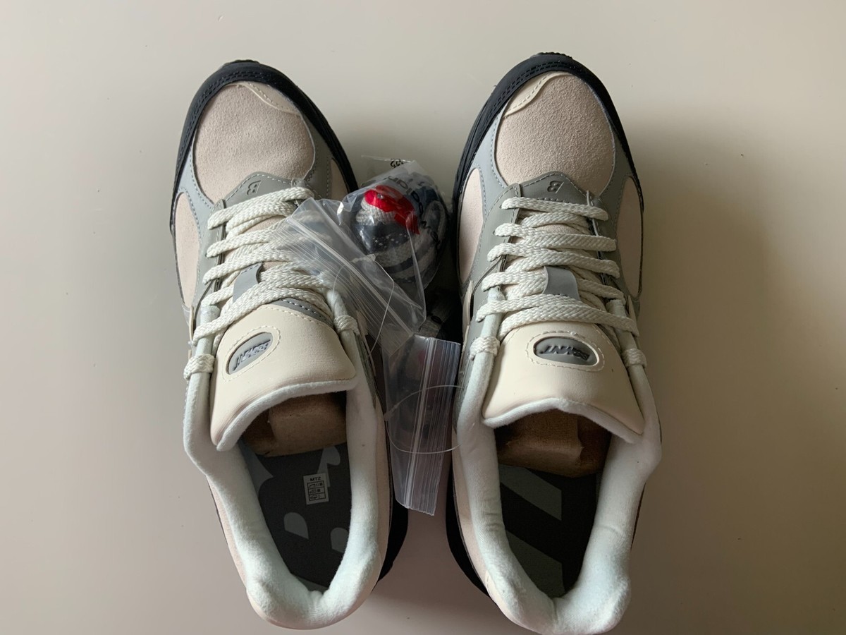 NEW New Balance 2002R The Basement X Men's 9.5 Shoes NEW New Balance 2002R The Basement X Men's 9.5 Shoes