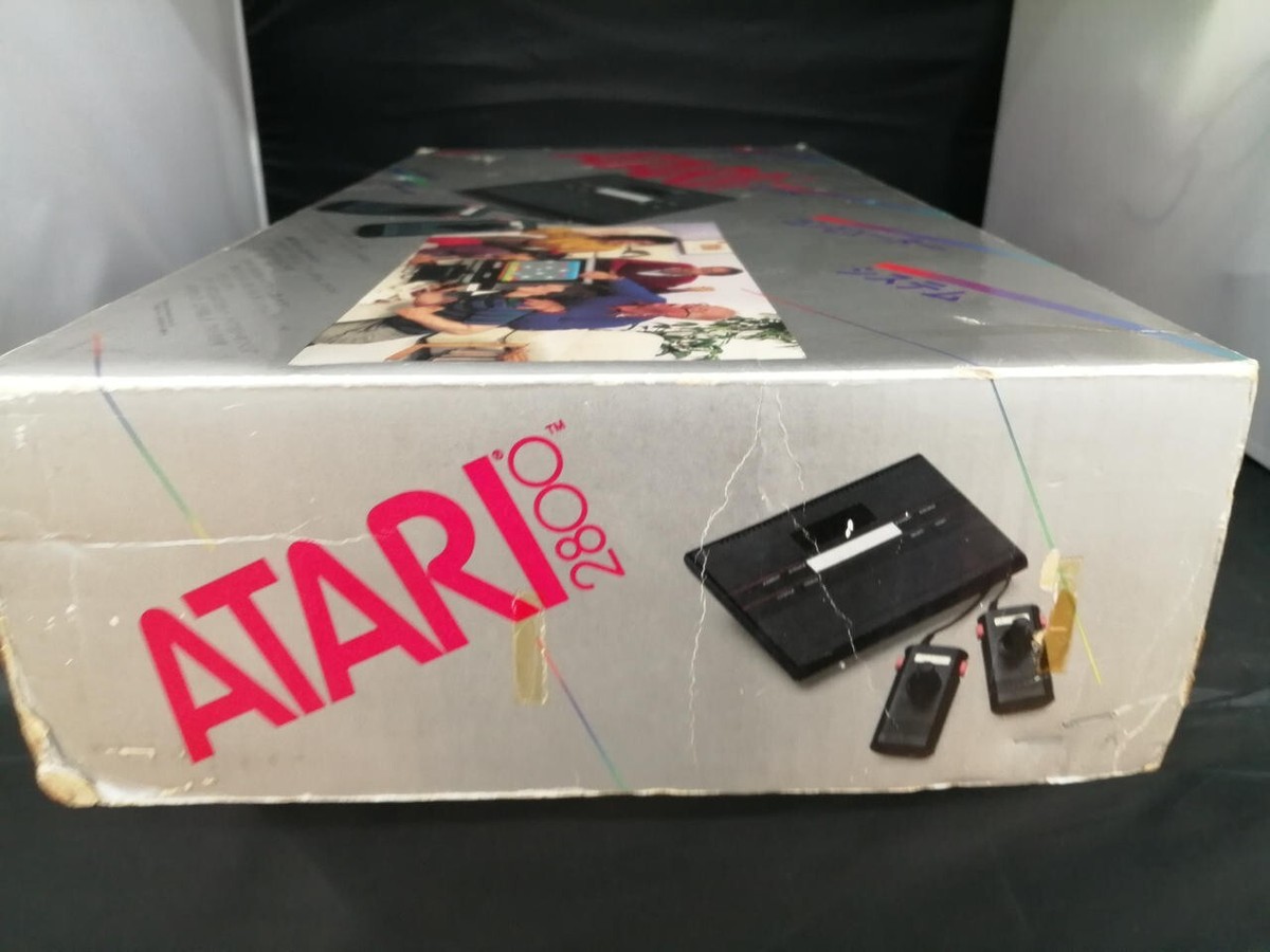 ATARI 2800 Game Console & Controller retro games Japanese version