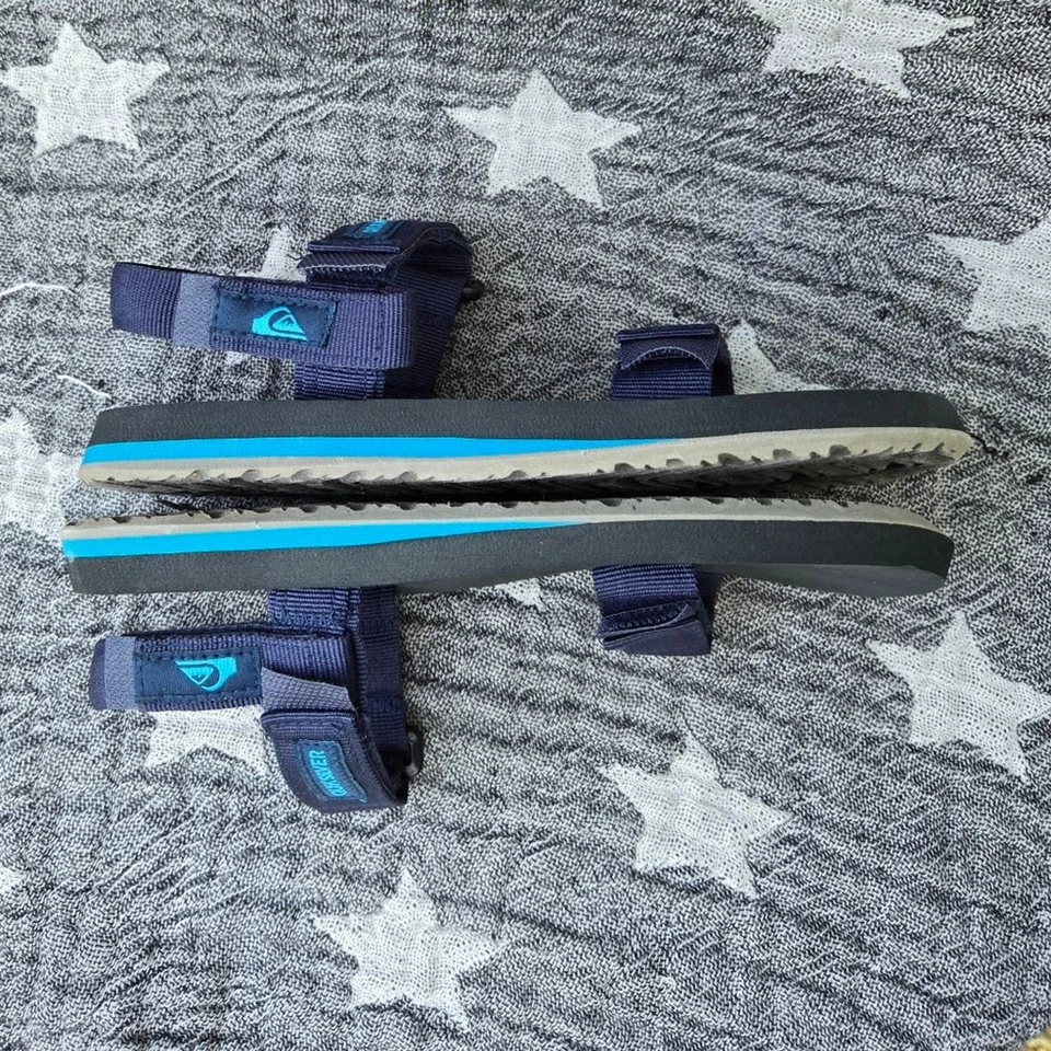 Sandalia QUICKSILVER Mono Enjaulado Correas Ajustables Azul Big Boy 3 En muy buen estado Foto 4 de 4