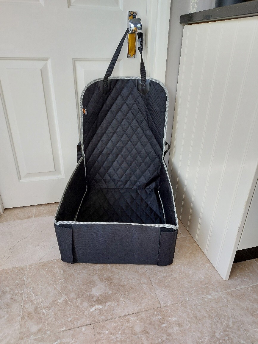 Toozey dog seat for car 45x 45 cms 23cms high eBay
