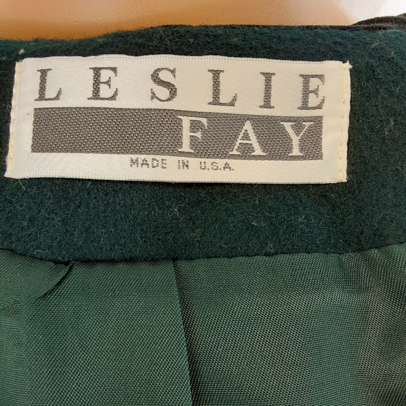 Vintage Leslie Fay emerald green double 