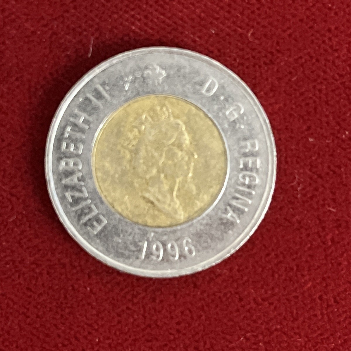 1996 Canadian 2 Dollar Coin Queen Elizabeth II & Polar Bear D.G.