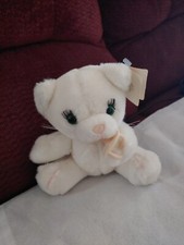 VTG Russ Berrie Caress Soft Pets 6.5  White Baby Cat Green Eyes Plush Toy New