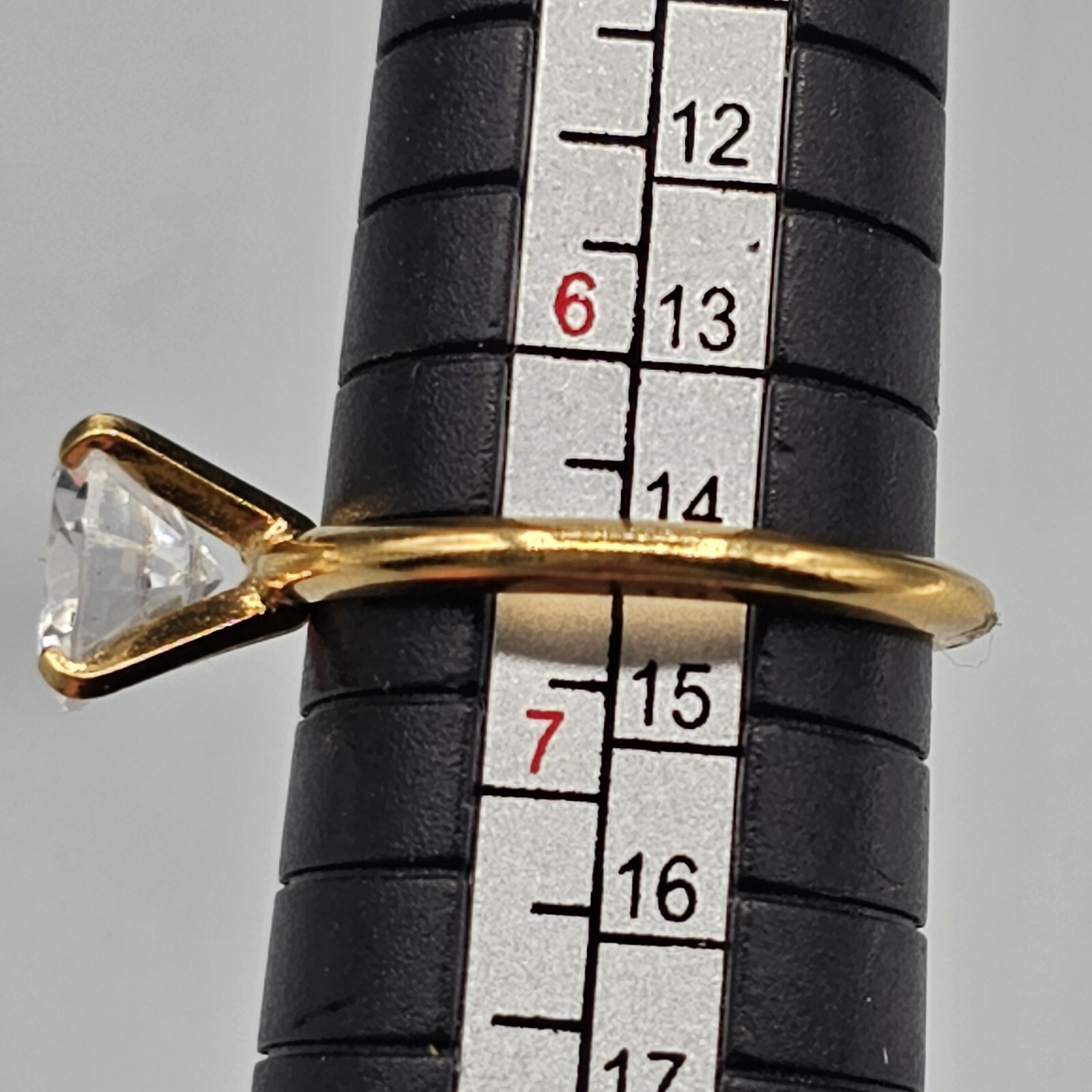 Crystal Solitaire Engagement Ring Round Stone Gol… - image 9