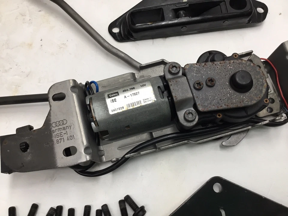 03-09 Audi A4 S4 RS4 Pestillos de techo convertibles delanteros y conjunto de motor completo 05 Foto 2 de 4