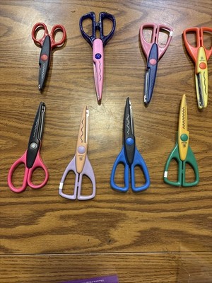 Lot of 8 Decorative Edge Craft Scissors Paper Edgers Scrapbooking /Card making