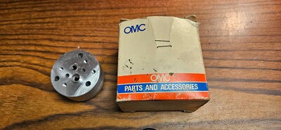 OMC 984032 Evinrude Johnson Oil Pump OEM