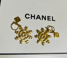 CHANEL Holiday Christmas Limited Edition 2024 Snowflake Novelty Charm 2Set