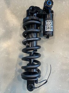 パーツ ROCKSHOX Super Deluxe Coil Ultimate Amazon.com : RockShox Super Deluxe Ultimate Coil RCT Rear Shock