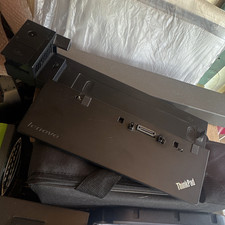 Lenovo ThinkPad Ultra Dock Type 40A2 Docking Station DP HDMI DVI VGA USB 3.0